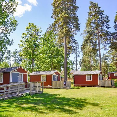 Kristinehamn Herrgardscamping & Stugor Zewnętrze zdjęcie