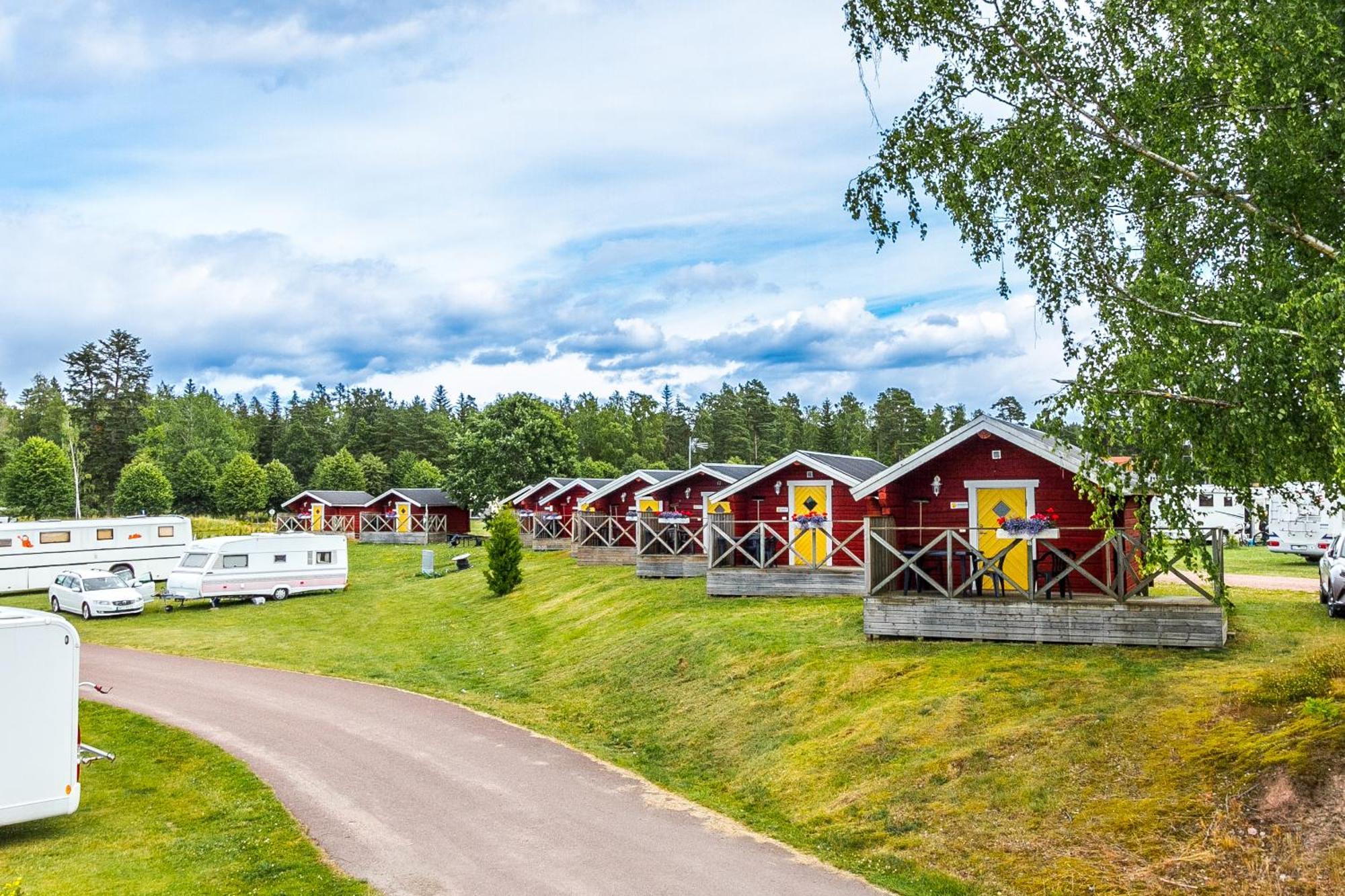 Kristinehamn Herrgardscamping & Stugor Zewnętrze zdjęcie